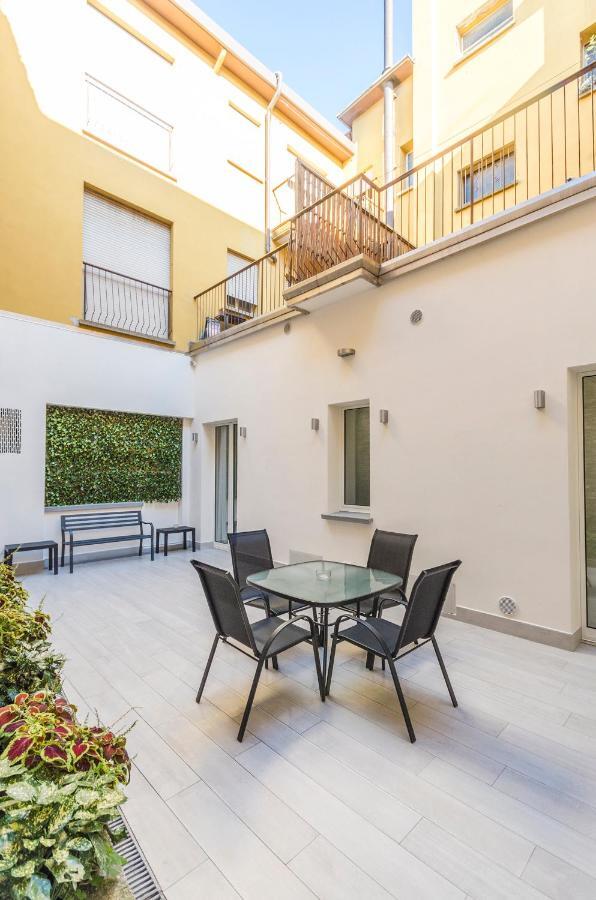 Dimora Santo Stefano: Ampia, Con Giardino Privato Apartment Bologna Exterior foto
