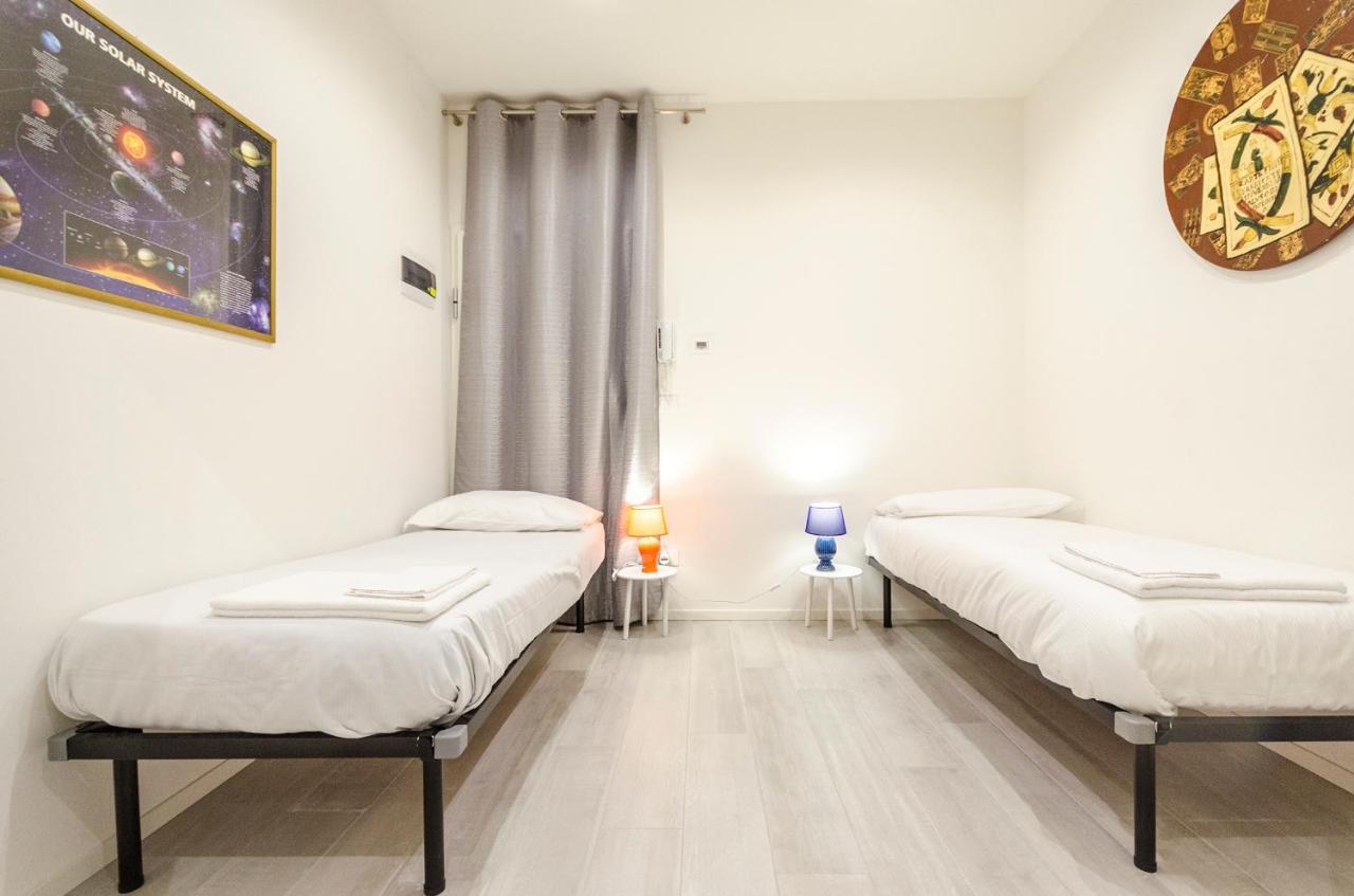 Dimora Santo Stefano: Ampia, Con Giardino Privato Apartment Bologna Exterior foto