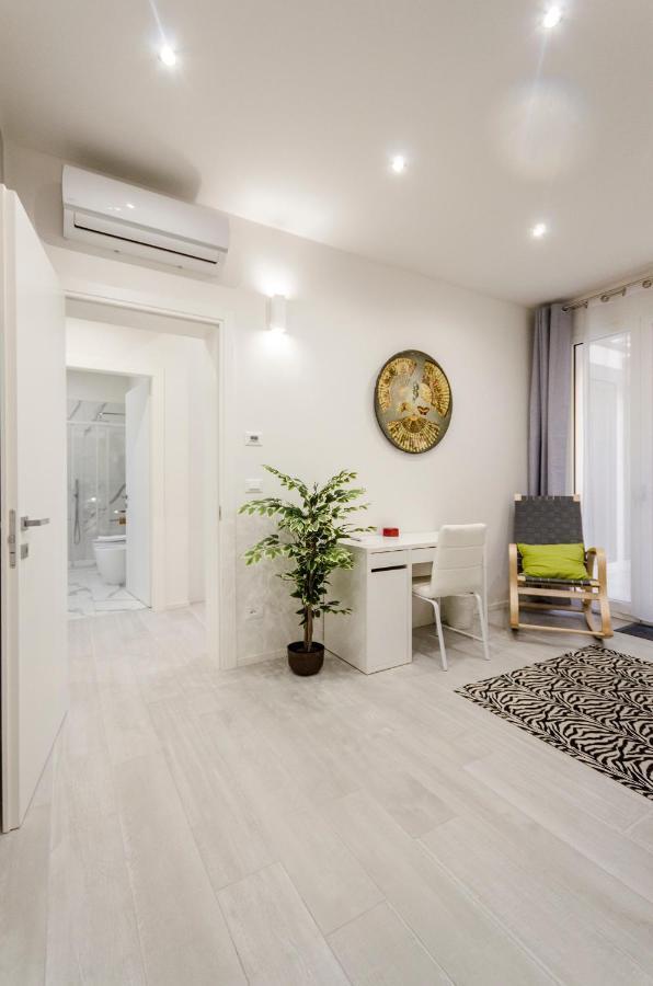 Dimora Santo Stefano: Ampia, Con Giardino Privato Apartment Bologna Exterior foto